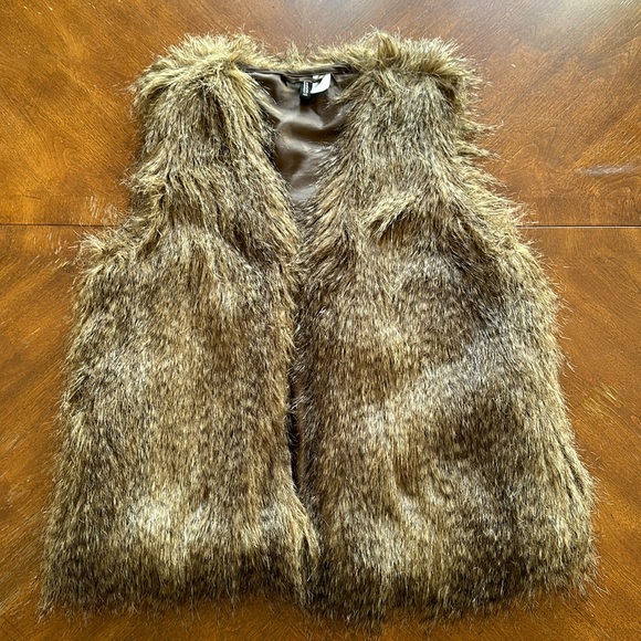 H&M Jackets & Coats Faux Fur Vest Poshmark